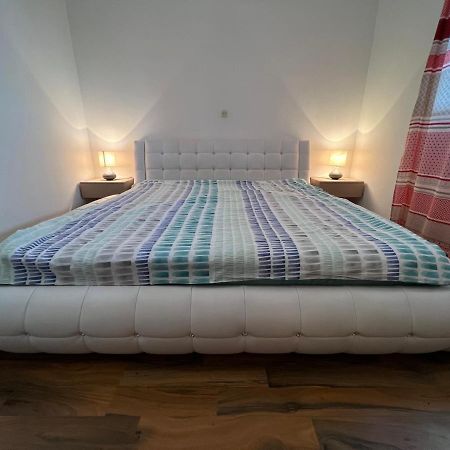 Villa Viktorija Galovac  Экстерьер фото
