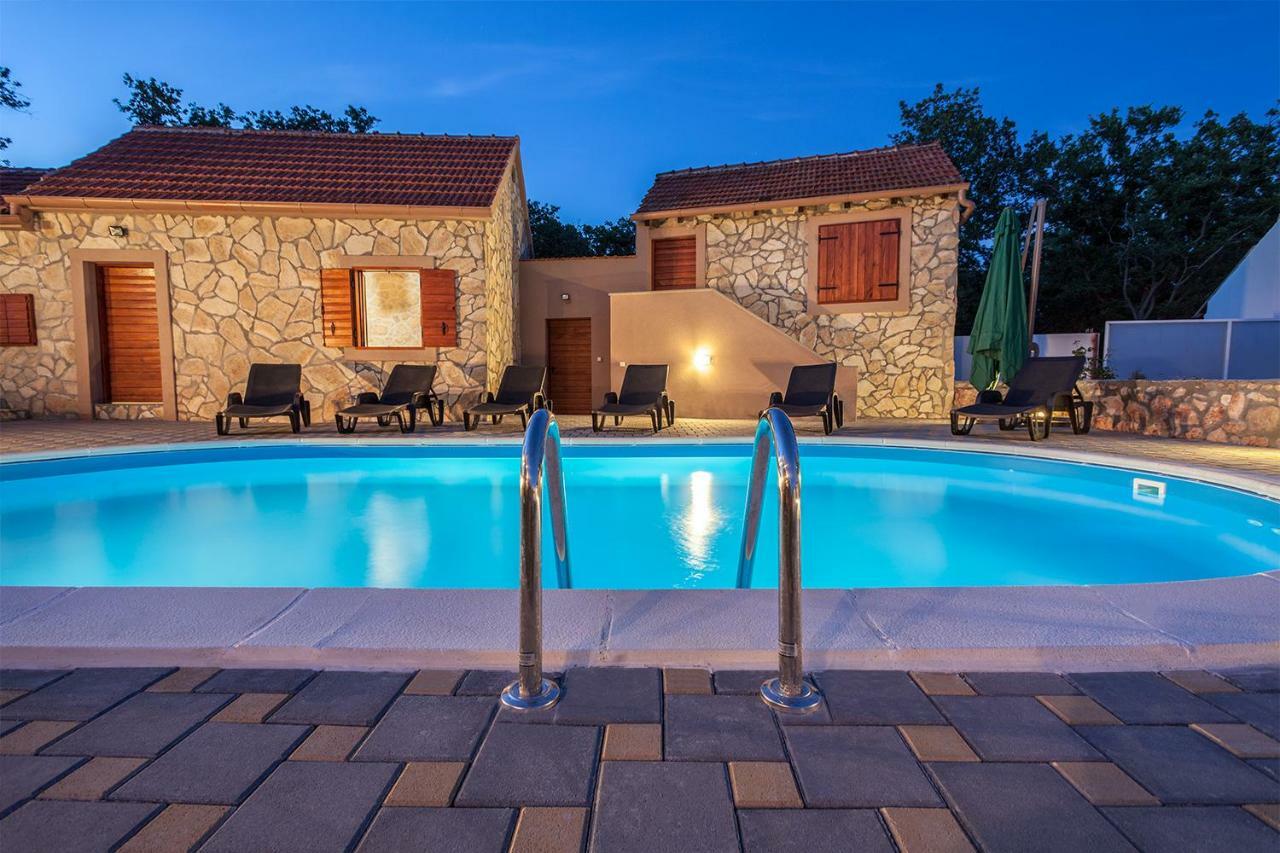 Villa Viktorija Galovac  Экстерьер фото